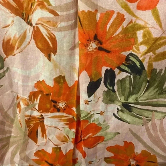 John Mark 100% linen bell sleeve top - Picture 2 of 6